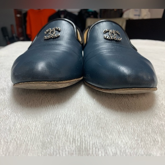 CHANEL Blue Leather CC Flat Loafers Shoes - Picture 5 of 16